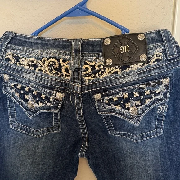 Embroidered miss me boot cut Blue Jeans - Picture 2 of 7